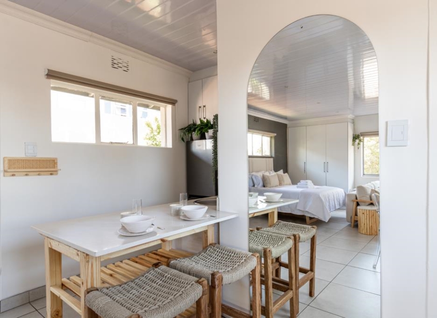 To Let 0 Bedroom Property for Rent in Green Point Western Cape